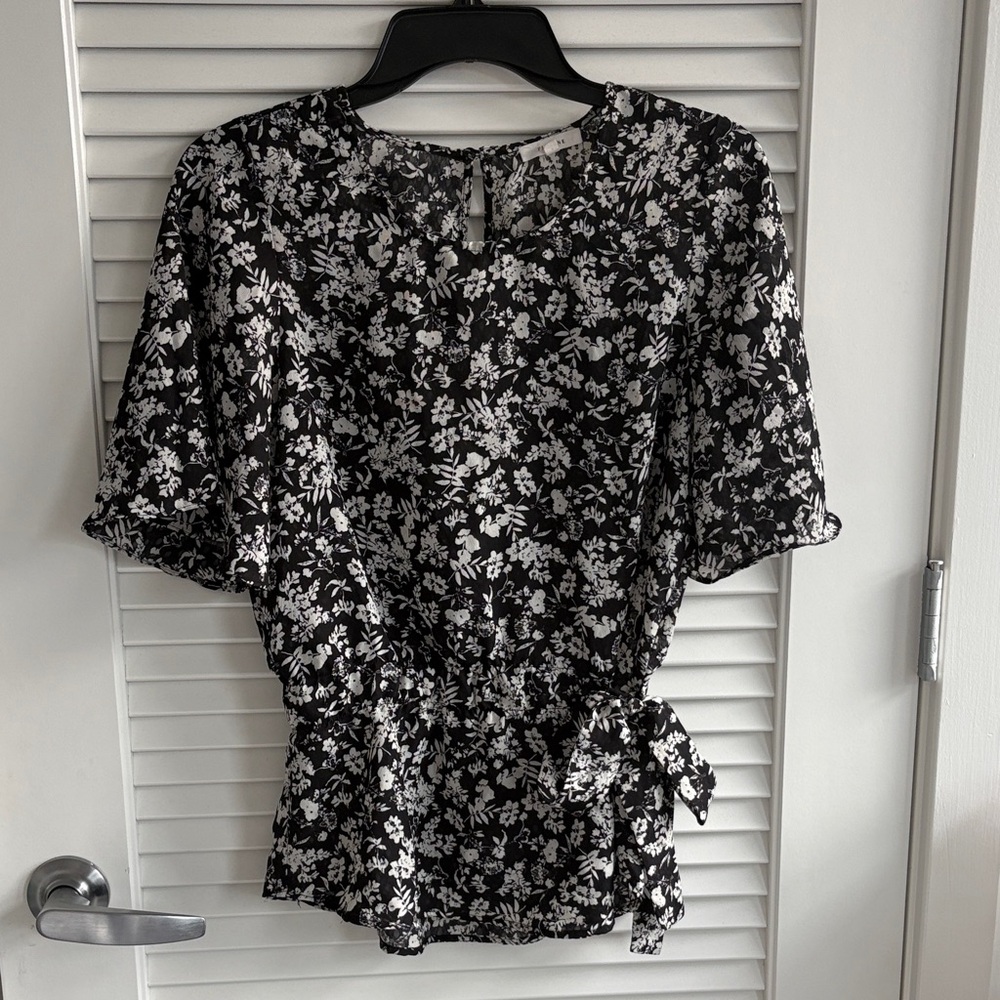 Pleione Black and White Floral Blouse - Picture 1 of 6